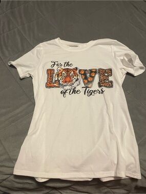 White 'For the Love of the Tigers' Long Sleeve Graphic Tee